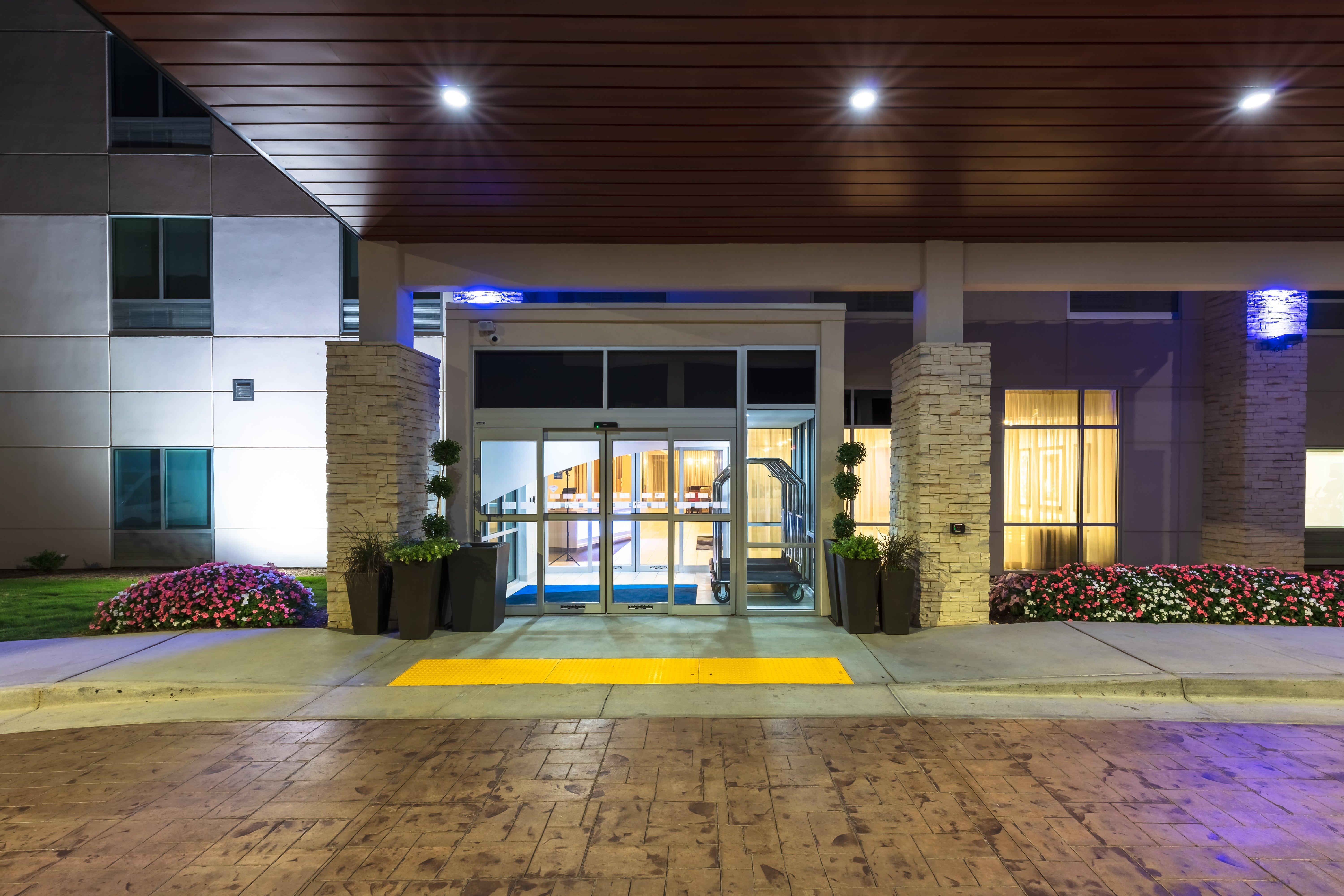 Holiday Inn Express Calhoun South By Ihg Exterior foto
